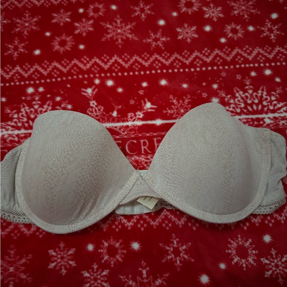 Jessica Simpson Bra - Picture 1 of 5